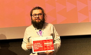 Benjamin Demassieux, lauréat 2024 du challenge Starthèse Lille, représente son projet et le PUI Lille lors de la finale nationale.
